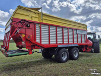 Lade- und Dosierwagen Pottinger Europrofi 5510 Combiline opraapwagen stalvoeren combiwagen