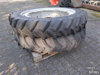 Räder, Reifen, Felgen & Distanzringe Kleber 300-95 R46