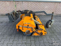 Kehrmaschine Giant Veegmachine