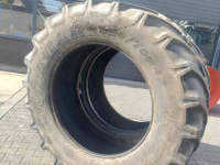 Räder, Reifen, Felgen & Distanzringe Good Year 620/70R42