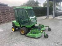 Aufsitzrasenmäher John Deere 1445