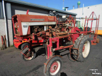 Schlepper / Traktor International 423 portaal