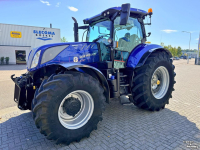 Schlepper / Traktor New Holland T7.270AC Blue Power Stage V