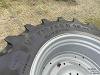 Räder, Reifen, Felgen & Distanzringe Trelleborg VF 710/60R42 TM1060 incl. velgen