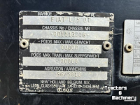 Schlepper / Traktor New Holland L75