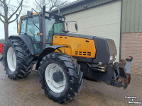 Schlepper / Traktor Valtra 8450 Delta Power Shift