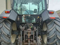 Schlepper / Traktor Valtra 8450 Delta Power Shift