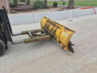 Gülleschieber Jongerius Rubberschuif met palletvorkopname