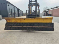 Gülleschieber Jongerius Rubberschuif met palletvorkopname