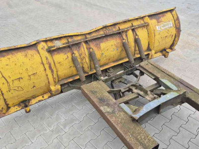 Gülleschieber Jongerius Rubberschuif met palletvorkopname