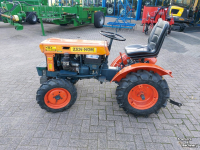 Obsttraktor Kubota B6000