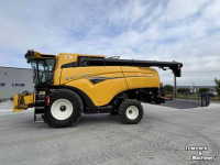 Mähdrescher New Holland CX 8.70