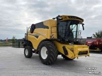 Mähdrescher New Holland CX 8.70