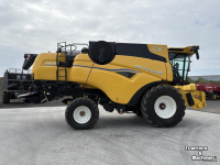 Feldhäcksler New Holland CX 8.70