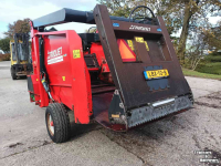 Selbstladender Futterverteilwagen Trioliet UKW 5000