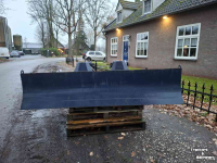 Planierschild  Schaafbord / Grondschaaf afkomstig van mobiele kraan / graafmachine