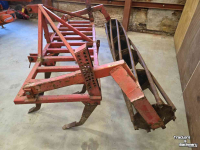 Grubber  Wifo Vastetandcultivator met Kooirol