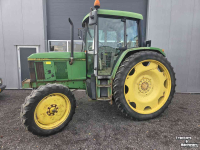 Schlepper / Traktor John Deere 6100