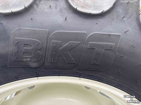 Räder, Reifen, Felgen & Distanzringe BKT Agrimax Banden 420/85R34 en 340/85R24 Verstelbare Velgen