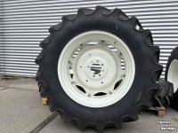 Räder, Reifen, Felgen & Distanzringe BKT Agrimax Banden 420/85R34 en 340/85R24 Verstelbare Velgen