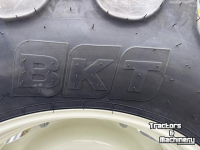 Räder, Reifen, Felgen & Distanzringe BKT Set Bkt Agrimax banden 420/85R34 en 340/85R24 gemonteerd op verstelbare velgen