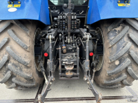 Schlepper / Traktor New Holland TVT135