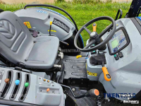 Schlepper / Traktor New Holland T 3.70