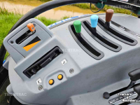 Schlepper / Traktor New Holland T 3.70