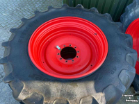 Räder, Reifen, Felgen & Distanzringe  620/70R42 Kleber + 540/65R30 Trelleborg