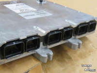 Schlepper / Traktor New Holland NewH /Case-IH ECU T7.xxx Puma CNH Parts nr:47398312