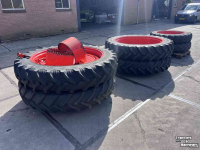 Räder, Reifen, Felgen & Distanzringe Taurus 340/85R48 & 270/95R36