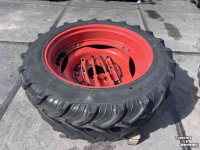 Räder, Reifen, Felgen & Distanzringe Taurus 340/85R48 & 270/95R36