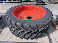 Räder, Reifen, Felgen & Distanzringe Taurus 340/85R48 & 270/95R36