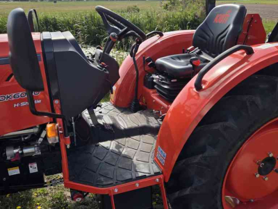 Schlepper / Traktor Kioti DK 6020 Hydro shuttle met machine aanbieding Concept Agri
