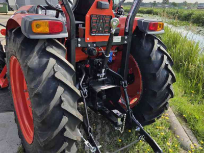 Schlepper / Traktor Kioti DK 6020 Hydro shuttle met machine aanbieding Concept Agri