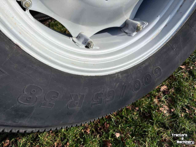 Räder, Reifen, Felgen & Distanzringe Michelin 600/65R38 - 480/65R28