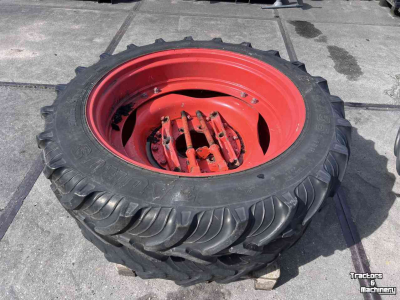 Räder, Reifen, Felgen & Distanzringe Taurus 340/85R48 & 270/95R36