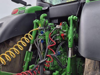 Schlepper / Traktor John Deere 6M220