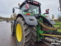 Schlepper / Traktor John Deere 6M220