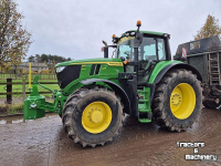 Schlepper / Traktor John Deere 6M220