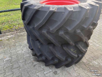 Räder, Reifen, Felgen & Distanzringe Trelleborg 600/65R28 TM800 90% op 10 gaats velgen