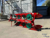 Pflüge Kverneland 2300B
