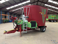 Futtermischwagen Vertikal Strautmann Verti mix 1451