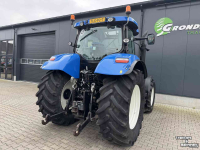Schlepper / Traktor New Holland T6030 RC