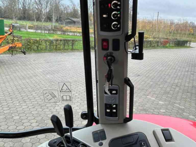Schlepper / Traktor Massey Ferguson 5S.125 DYNA-6 Efficient