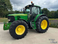 Schlepper / Traktor John Deere 6820