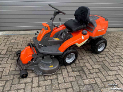 Aufsitzrasenmäher Husqvarna Husqvarna R216T AWD