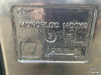 Frontgewichte Zuidberg 1400 KG met aanbouwarmen