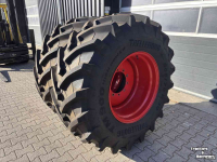 Räder, Reifen, Felgen & Distanzringe Trelleborg 600/70R30 TM900 op 10 gaats 20x30 Fendt velgen