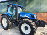 Schlepper / Traktor New Holland TS 115 A